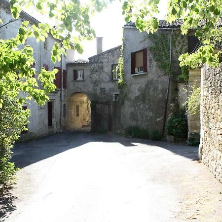 Proche Uzes Le Cocon Du Peintre Anglais Sagriès Zewnętrze zdjęcie